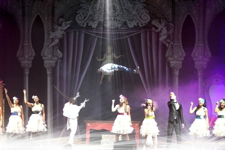 Acheter comédie musicale de Nathan Show WORLD à Nice, Nikaia